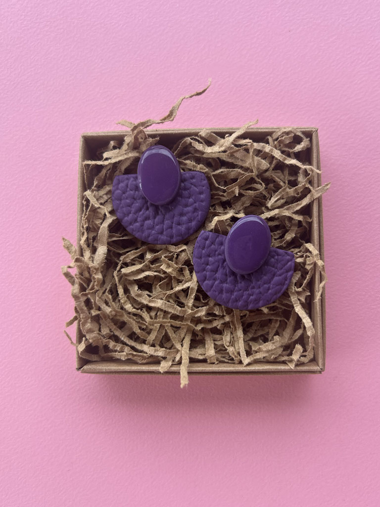 Leather sails Grape
